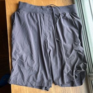 Grey LINER lululemon shorts.